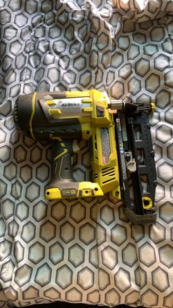 Nail gun