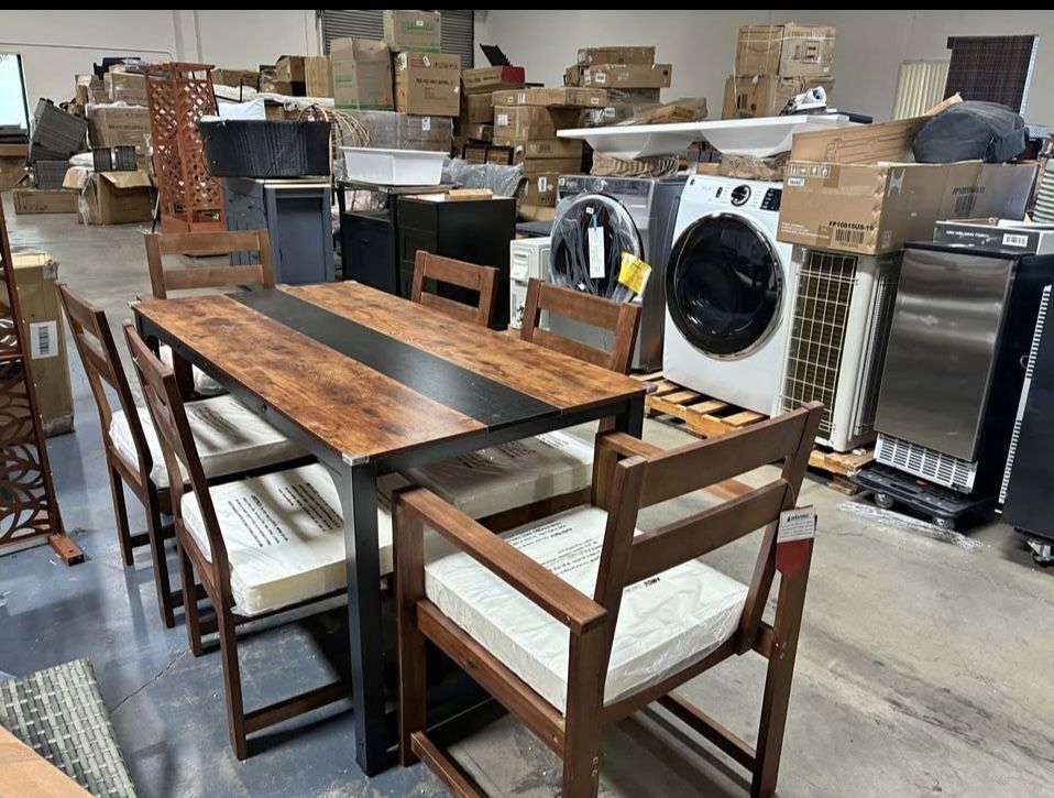 Newly Assembled 7 PCs Dining Set Rectangular 2 Armchairs & 4 Side Chairs