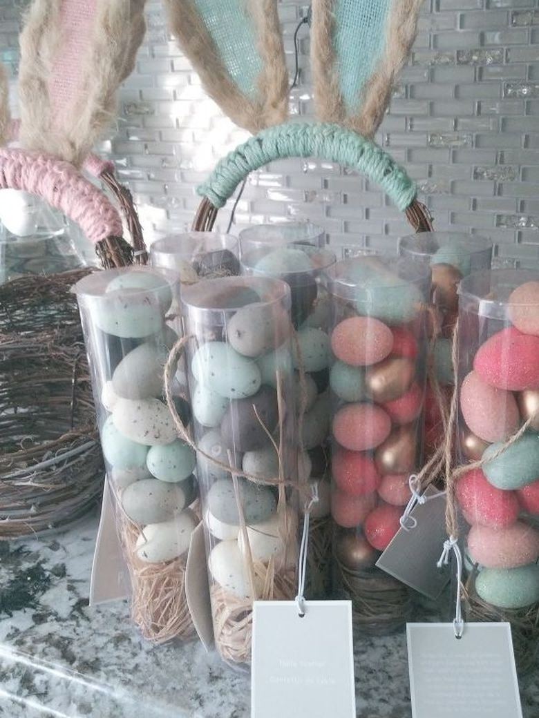 Pier 1 Easter table scatter