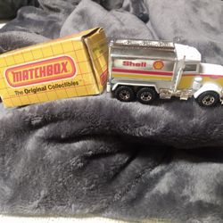 New Vintage Peterbilt Tanker Shell With Box