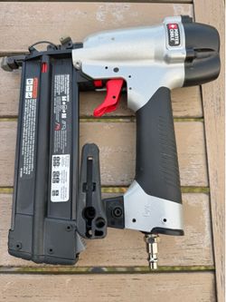 Porter-Cable 18-Gauge Pneumatic Brad Nailer Kit