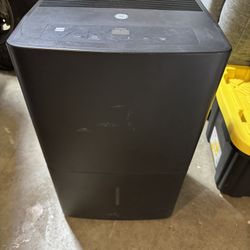GE Dehumidifier ( 49 Pint) Capacity 