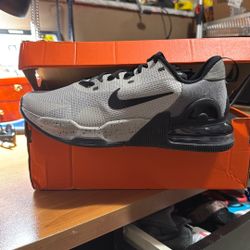 Nike Men’s Size 95 Air Max Alpha Trainer 5