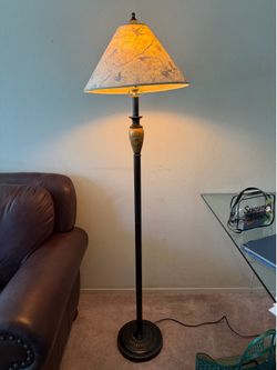 Floor lamp