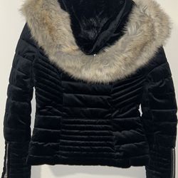 Fashion Nova Puff Fur Jacket Size Small 