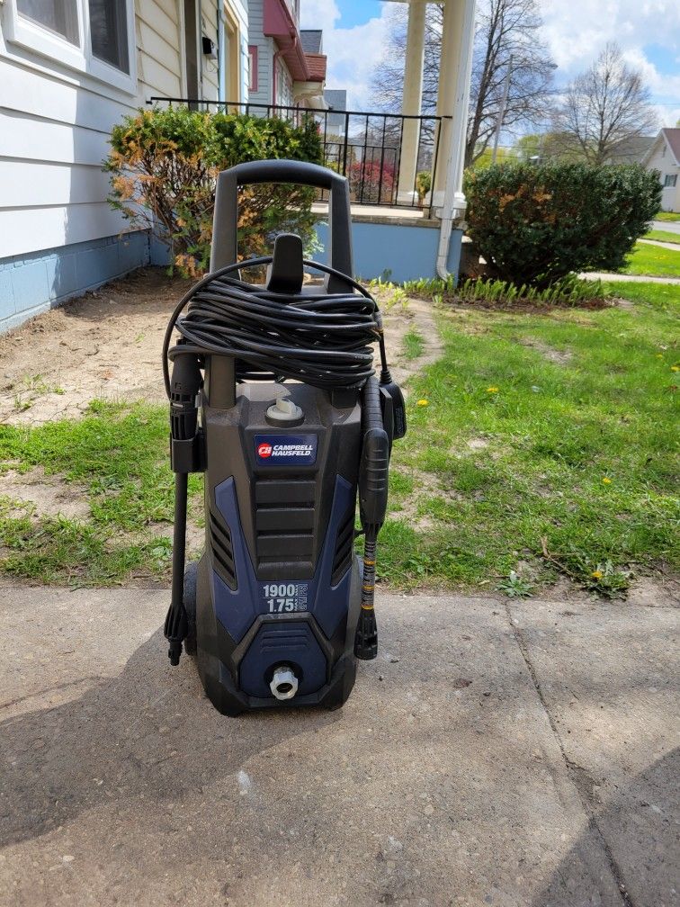 1900PSI CAMPBELL HAUSFELD PRESSURE WASHER