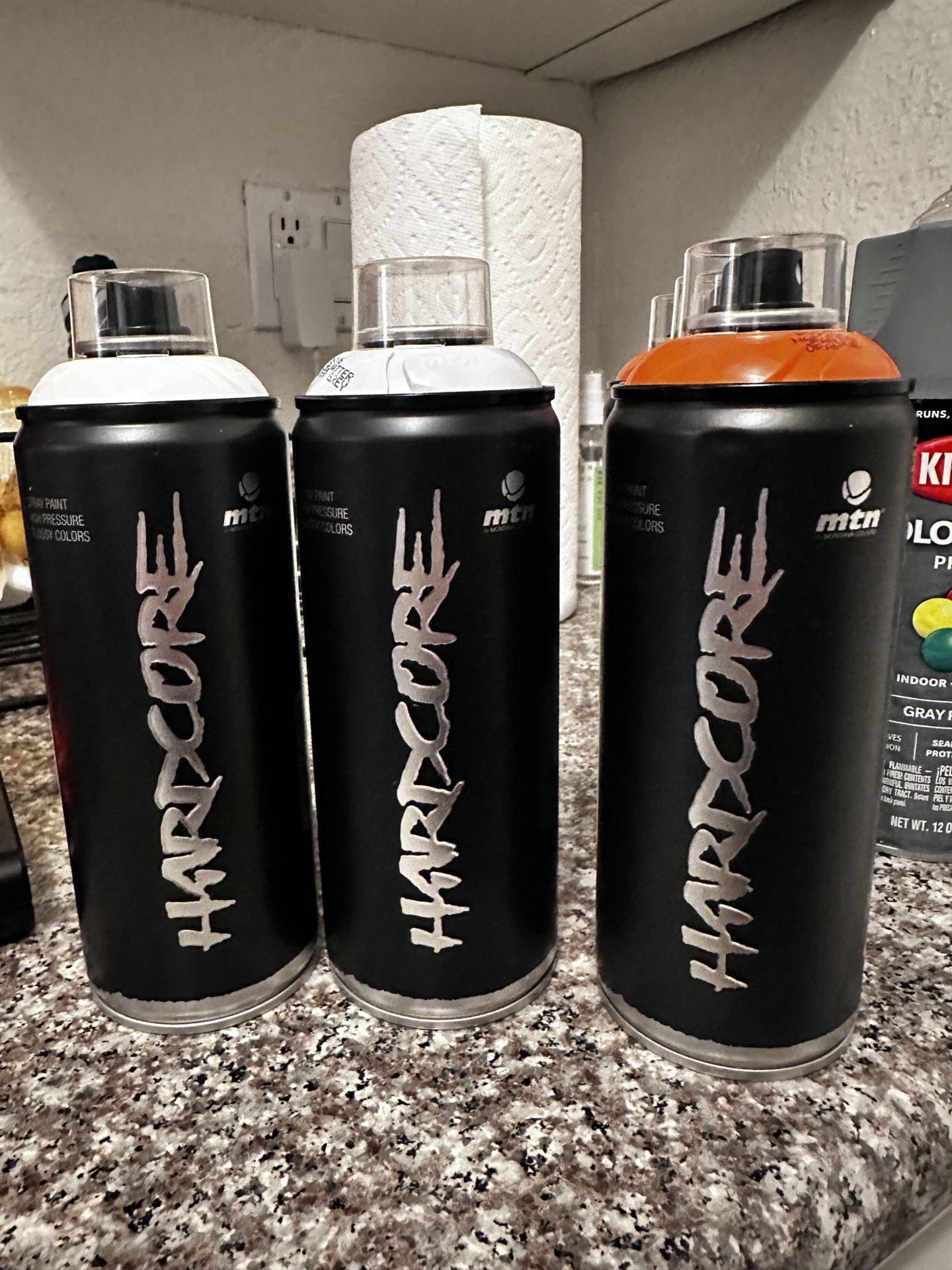 Lot of spray paints 