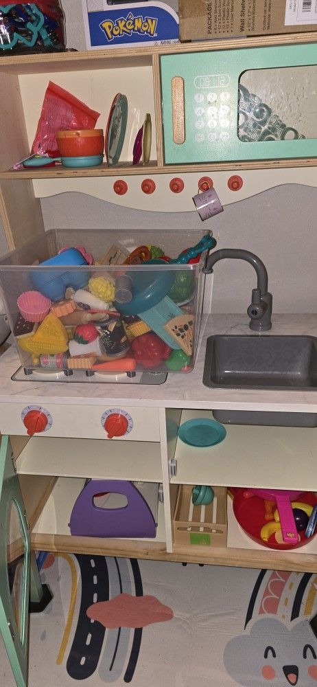 Play Kitchen
