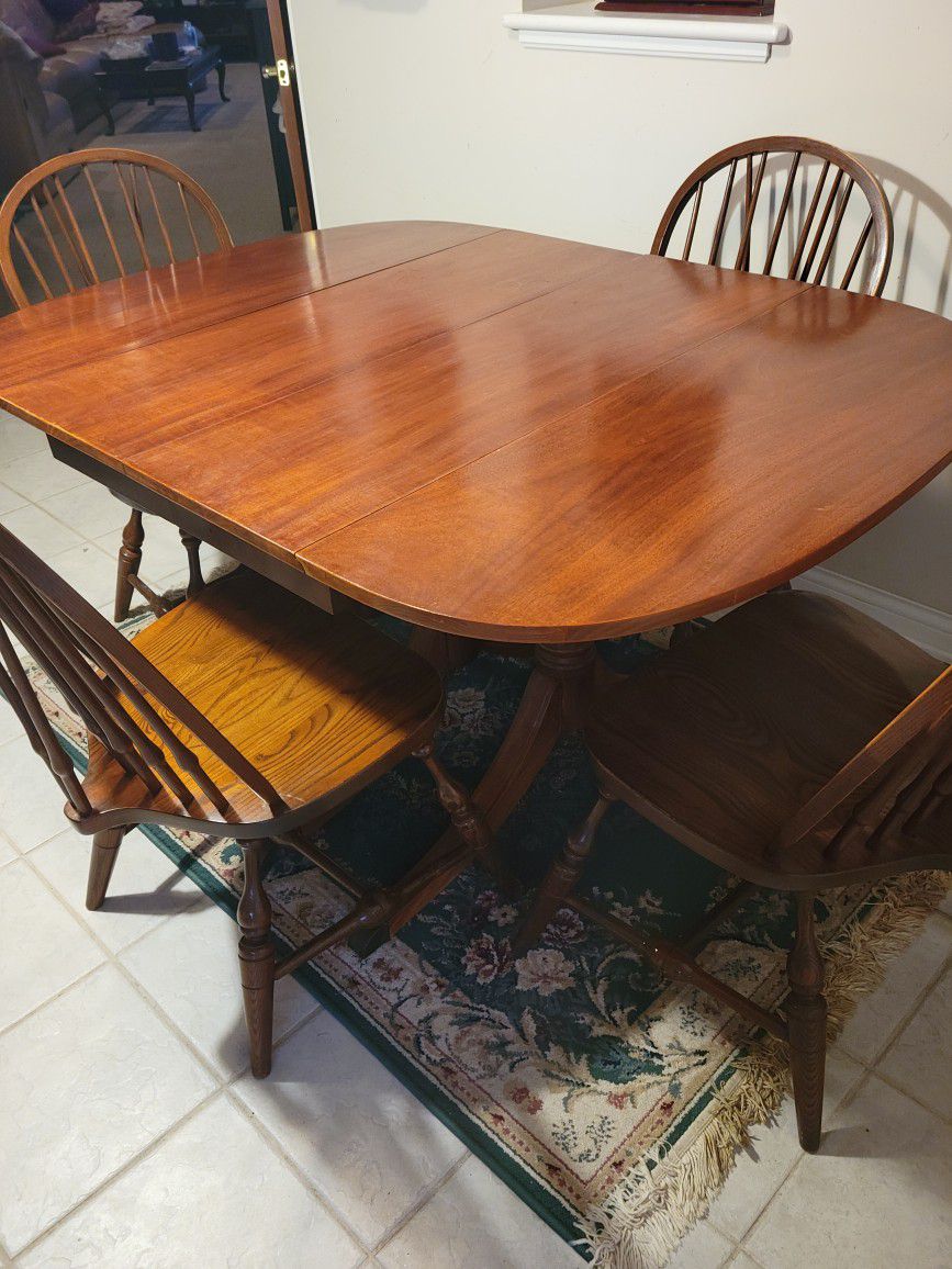 Maple Drop Leaf Table And 4 Chairs