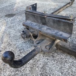 Mercedes Oris Euro Trailer Hitch W116