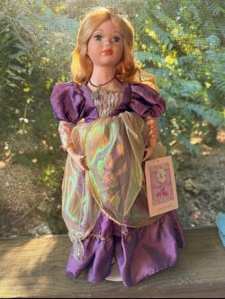 Collectible Memories Porcelain Doll Lot