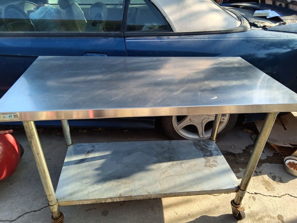 Stainless Steel HD Preparation Table With Wheels