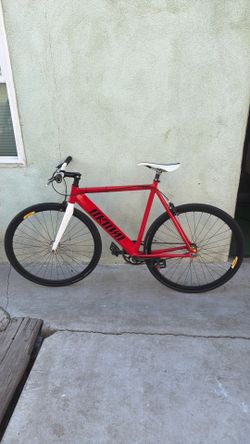 Unknown Fixie 28” Bike $500