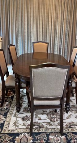 Table and 6 chairs