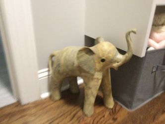 Elephant statue