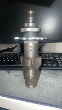 Sprayer pump