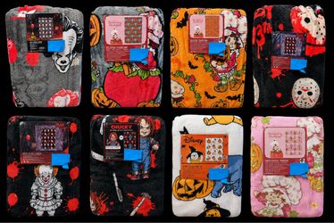 Horror theme Halloween throw blankets