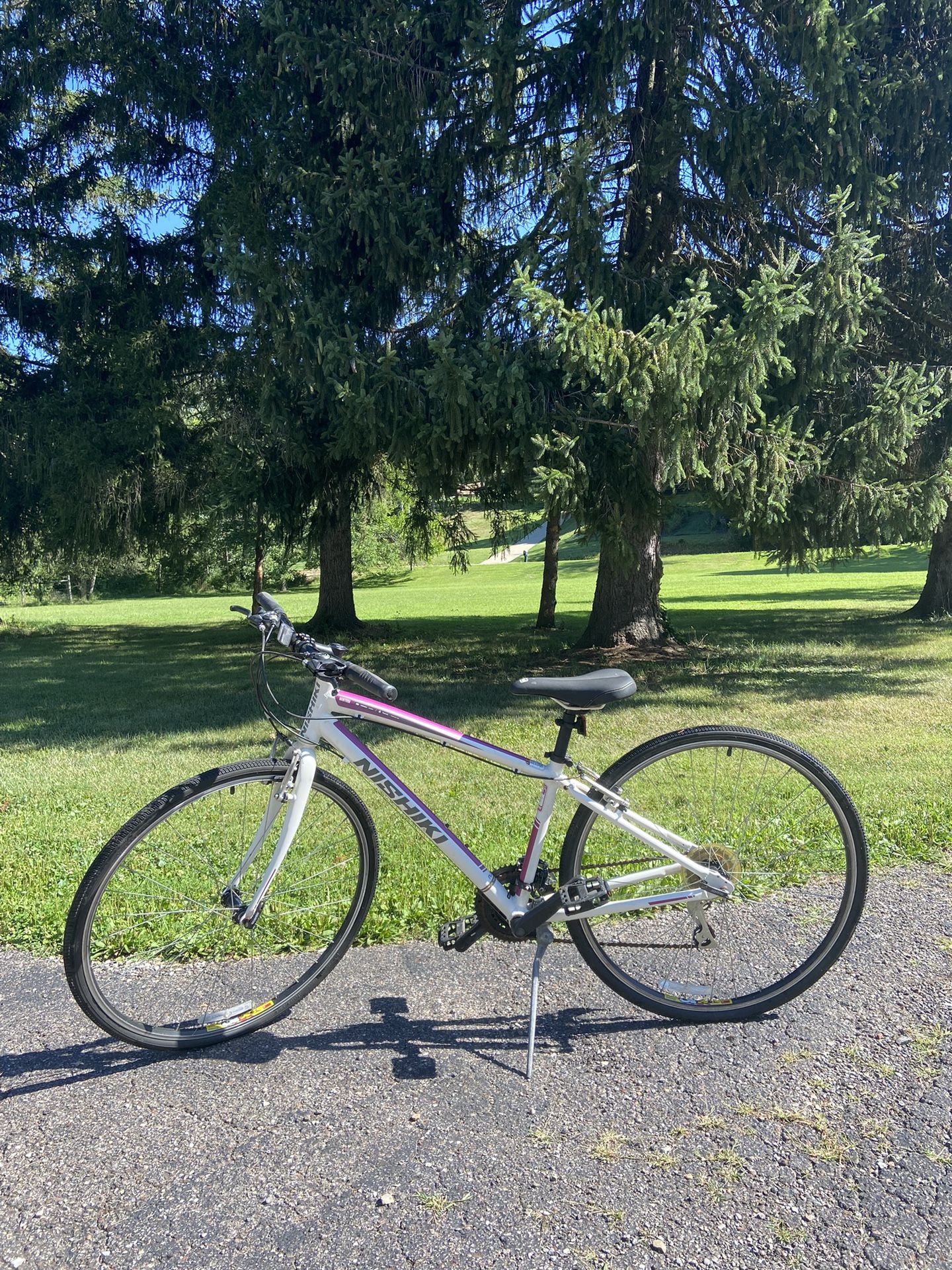 Nishiki Manitoba Women s Hybrid Bike for Sale in Heath OH OfferUp
