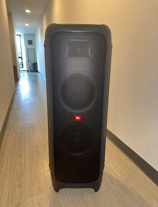 JBL 1000 Partybox Speaker 