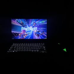 Razer Blade 15 Gaming laptop (Black)