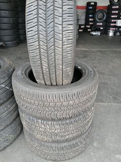 Vendo Un Set De Llantas Usadas Goodiyear 245/55R18 Instaladas Y Balansiadas Las 4 