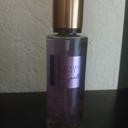 Victoria Secret Body Fragrance- LOVE SPELL