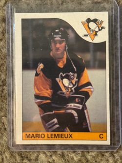1985 O-PEE-CHEE #9 MARIO LEMIEUX RC ROOKIE