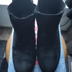 Black Women's Boots 