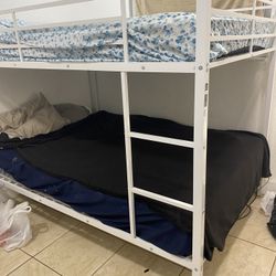 Bunk bed For Sale