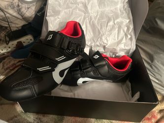 Brand new peloton cycle shoes