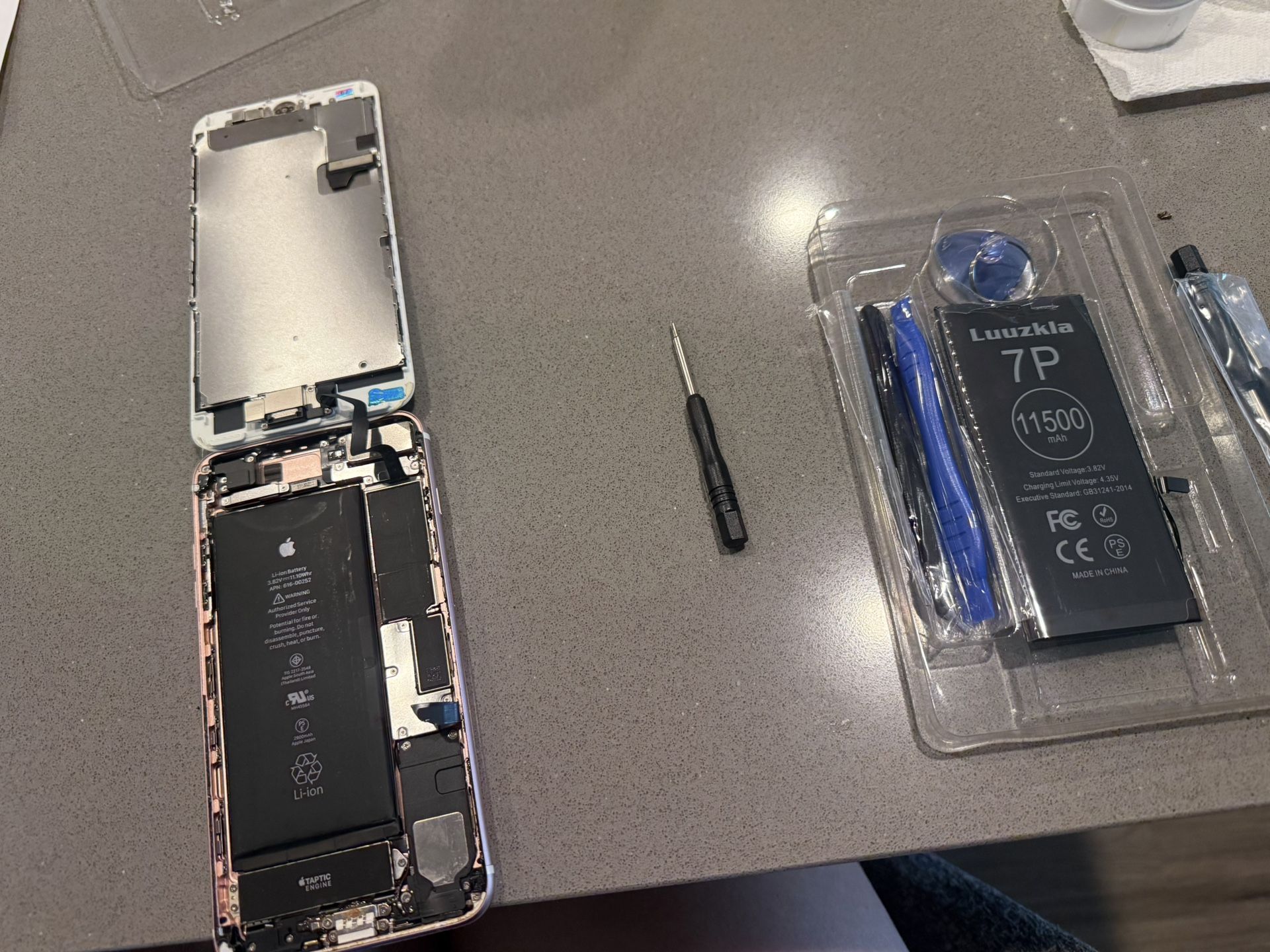 “Opened” IPhone 7 Plus