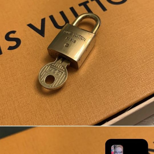 Louis Vuitton Lock And Key - 282 For Sale on 1stDibs
