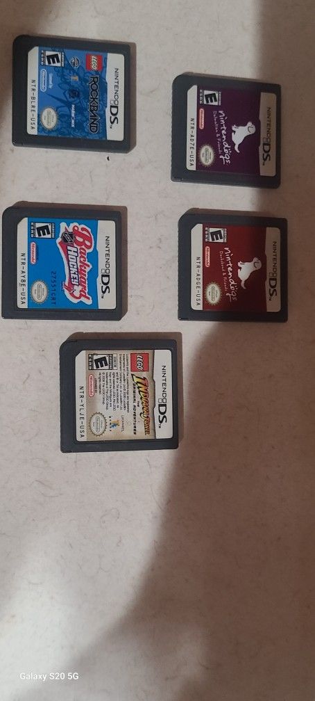 Nintendo DS  Games Nintendogs,  Backyard Hockey, Lego