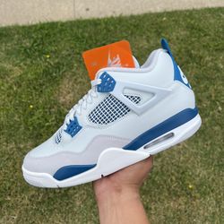 Air Jordan 4 “Military Blue” Various Sizes 