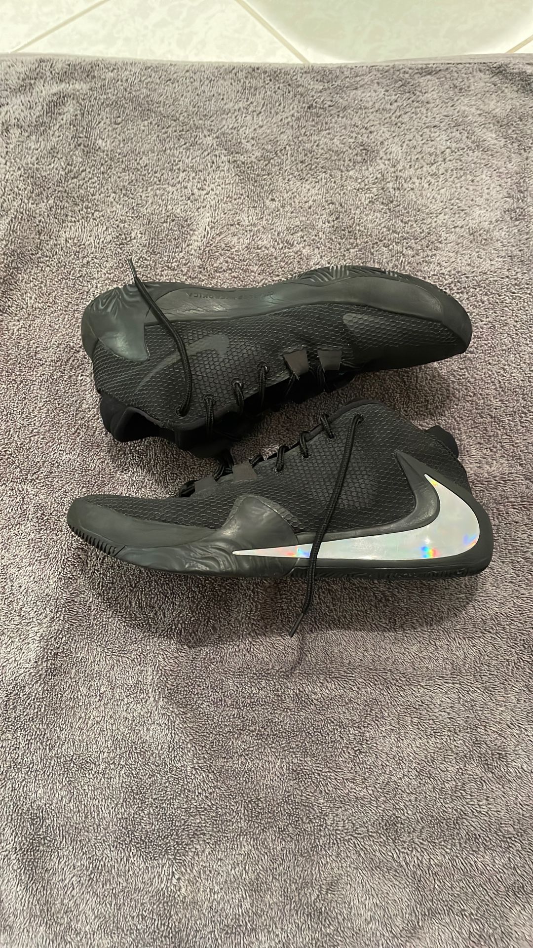 Giannis Freak 1s Size 9