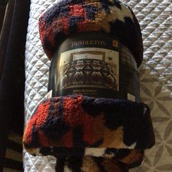 KING BLANKET New $20