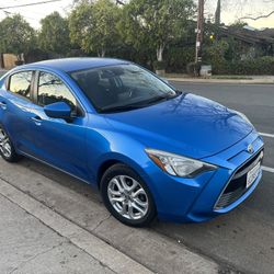 2017 Toyota Yaris