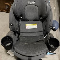 Graco Turn To Me Car seat 