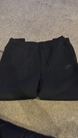 Nike tech pants