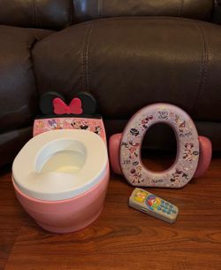 MINNIE MOUSE POTTY TRAINING AND SEAT
