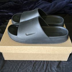 Nike Calm Slide