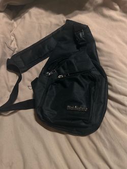SLING BAG