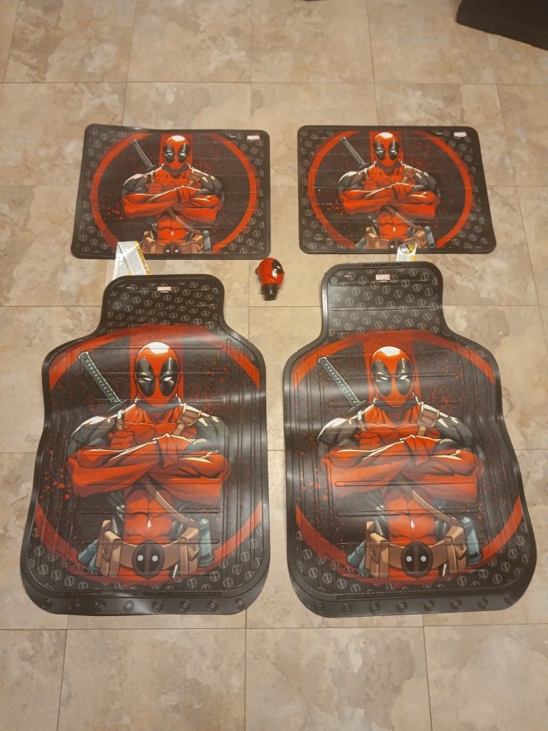 Official Marvel Deadpool Mats And Matching Shifter
