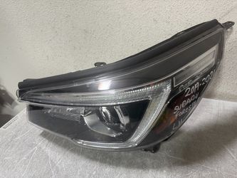 SUBARU FORESTER LEFT HEADLIGHT 2021