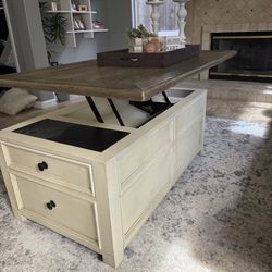 Living room center table