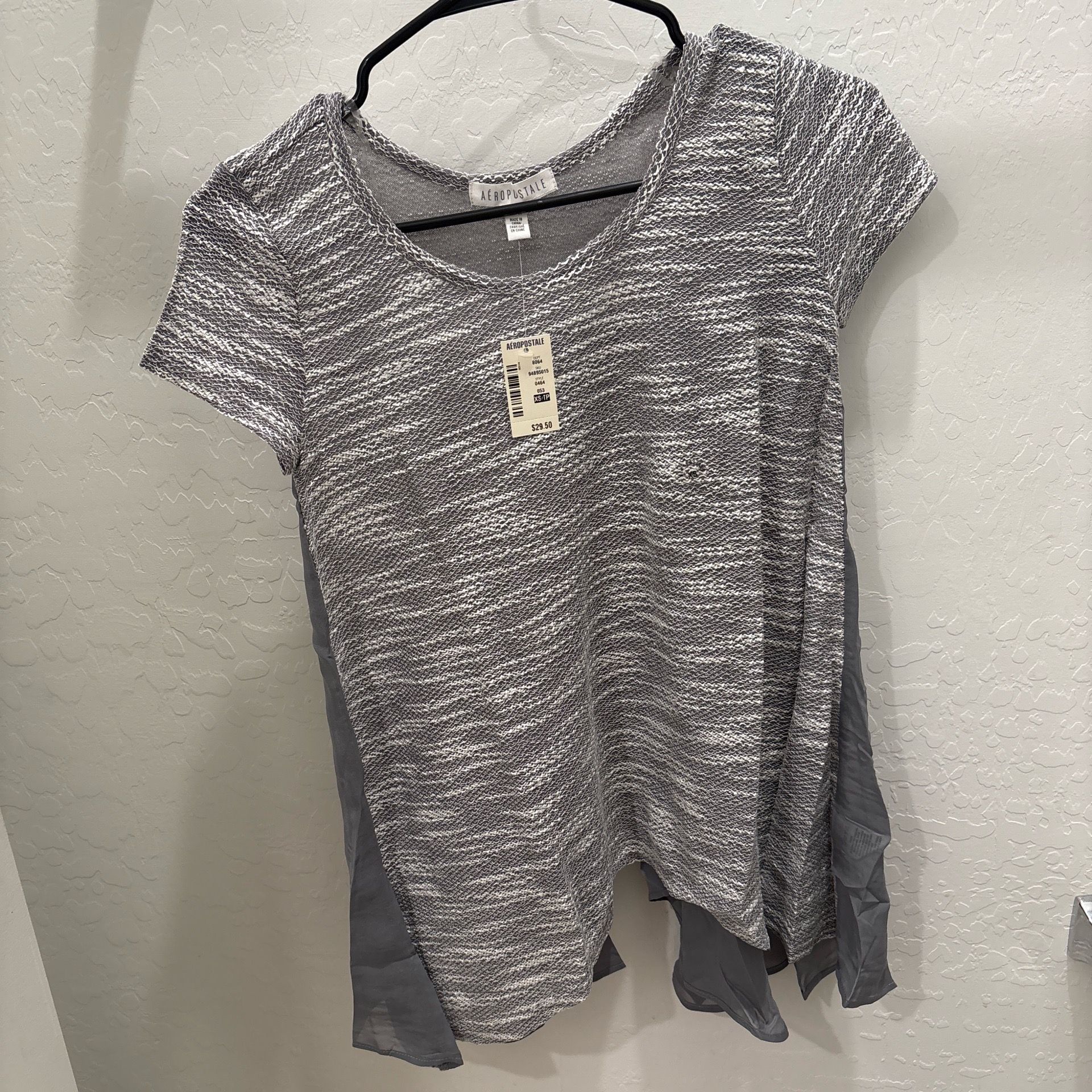 Aéropostale Gray Knit Top NWT