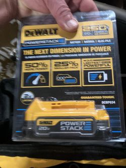 20V MAX POWERSTACK Lithium-Ion 1.7 Ah Oil Resistant Compact Battery Pack