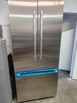 New Bosch Benchmark 36-inch built-in stainless steel panels