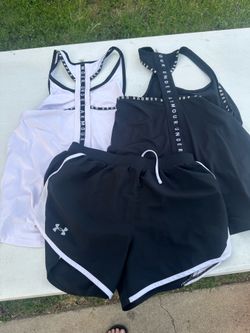 Under armor tanks and running shorts size small