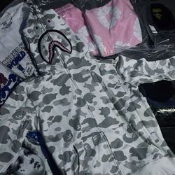 BAPE HOODIES‼️‼️